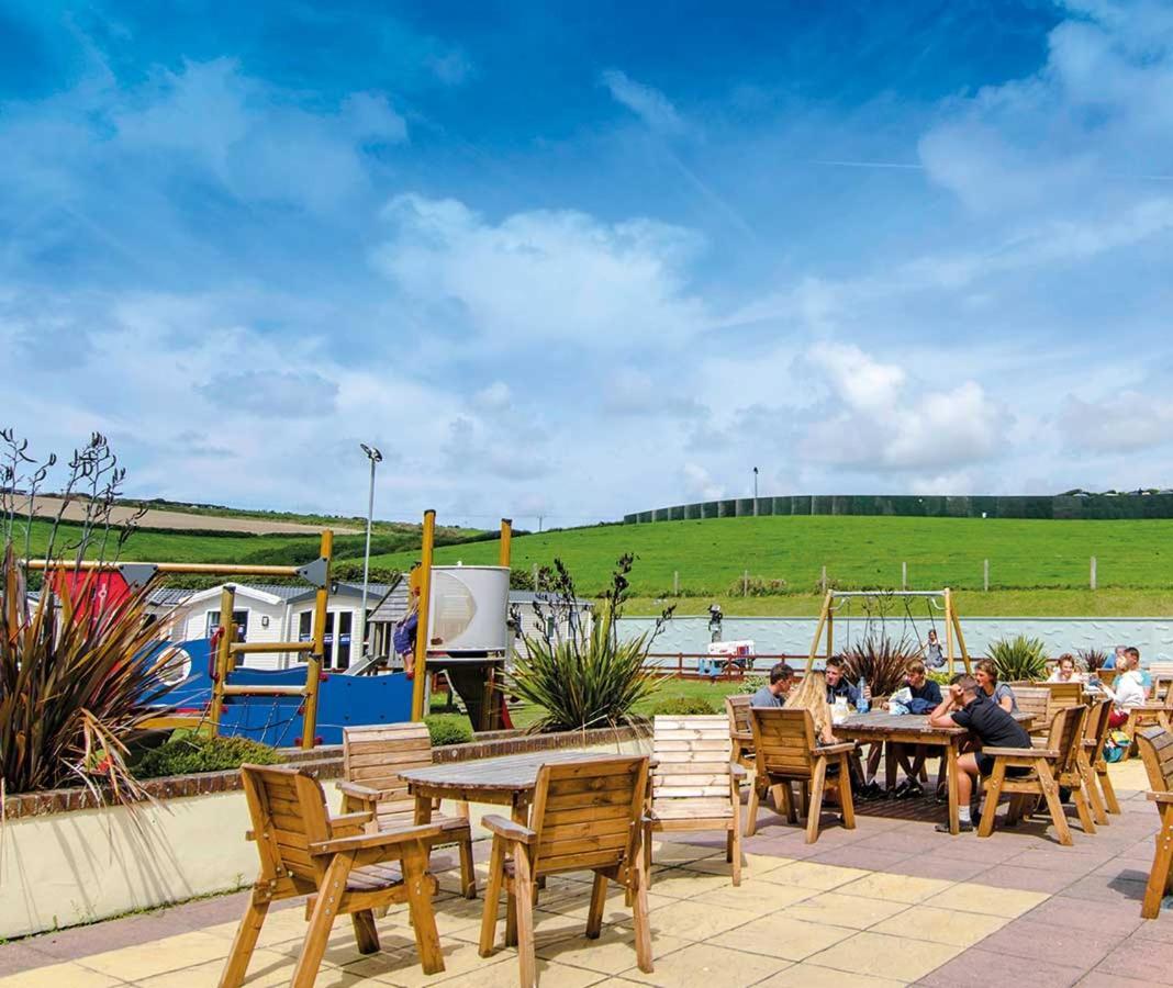 Porth Retreat At Newquay Bay Resort Extérieur photo